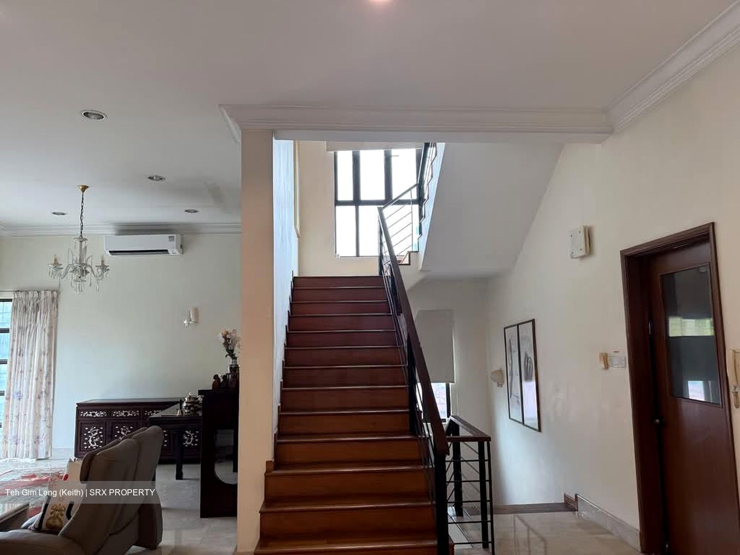 Grove Avenue (D10), Semi-Detached #540962951